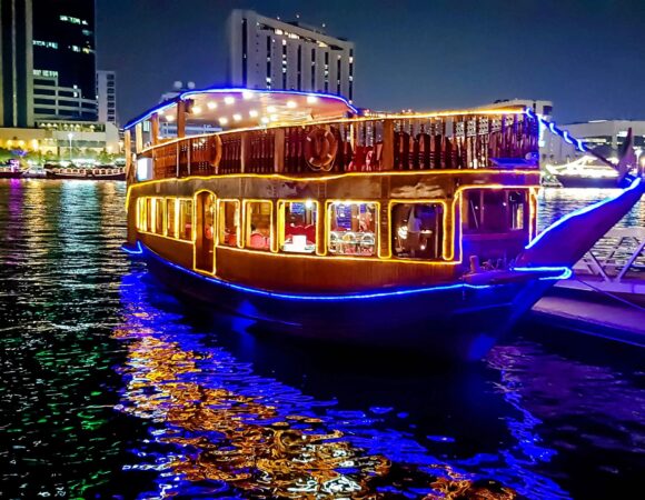 Amazing Dhow Cruise Dinner at Dubai Marina