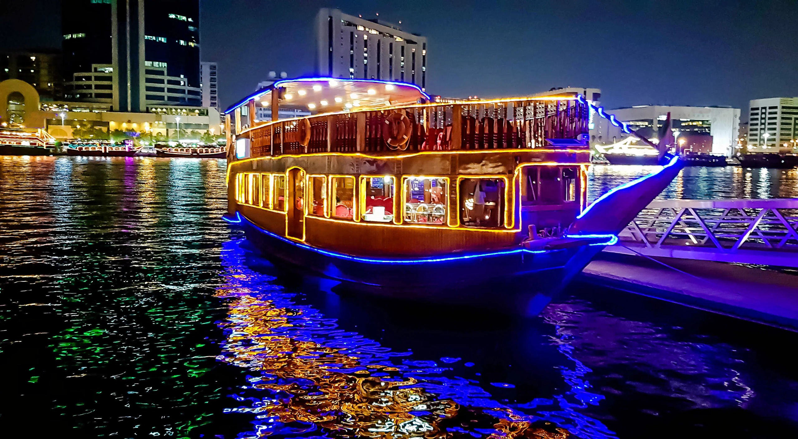 Dhow Cruise Dinner in Dubai Marina